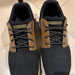 Skechers black knit boat shoes Sz 11